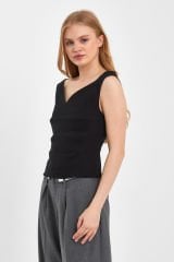 Keten V Yaka Askılı Bluz Siyah