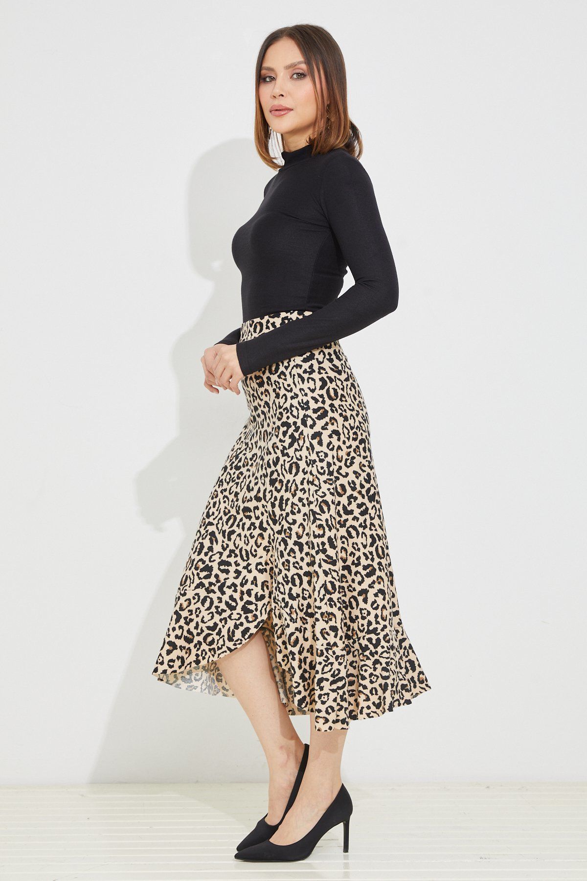 Leopar Desenli Fırfırlı Etek