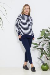 Yırtmaçlı Arkası Uzun Çizgili Triko Kazak LACİVERT - STD